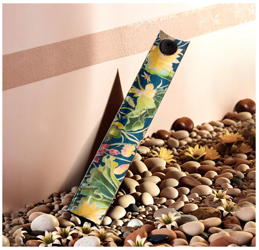 Floral Pattern Incense Holder